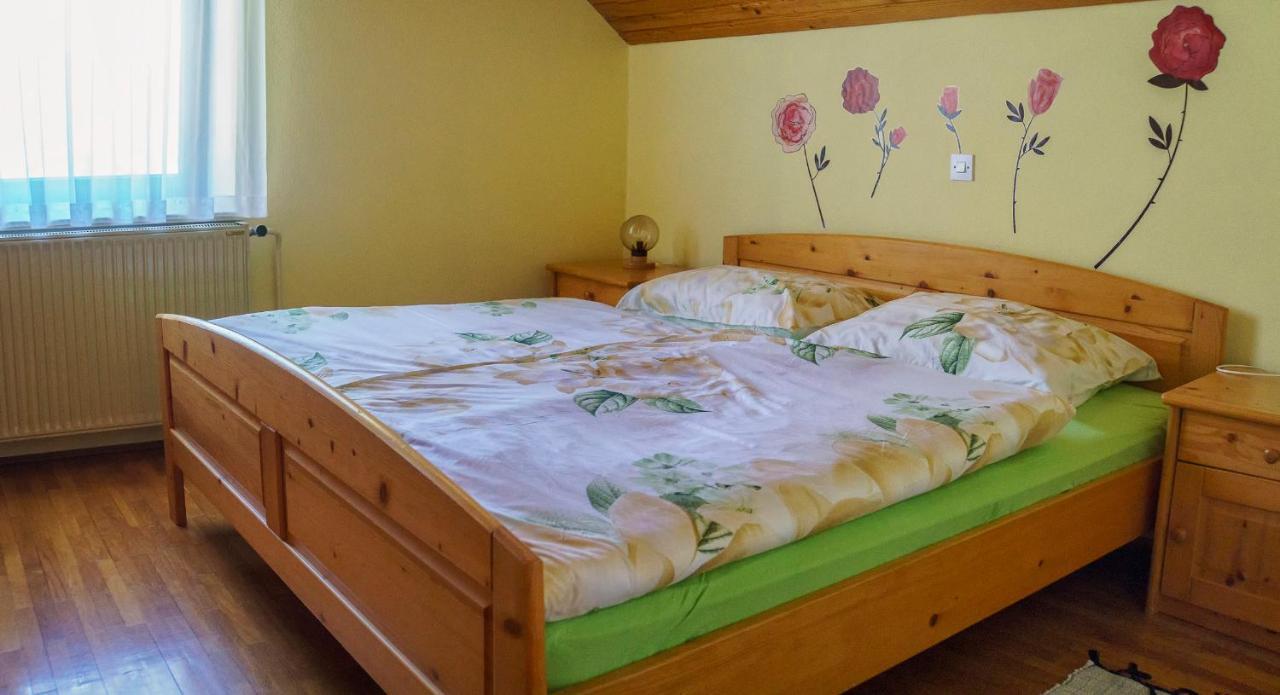 Apartments Zakrasnik Skofja Loka Luaran gambar