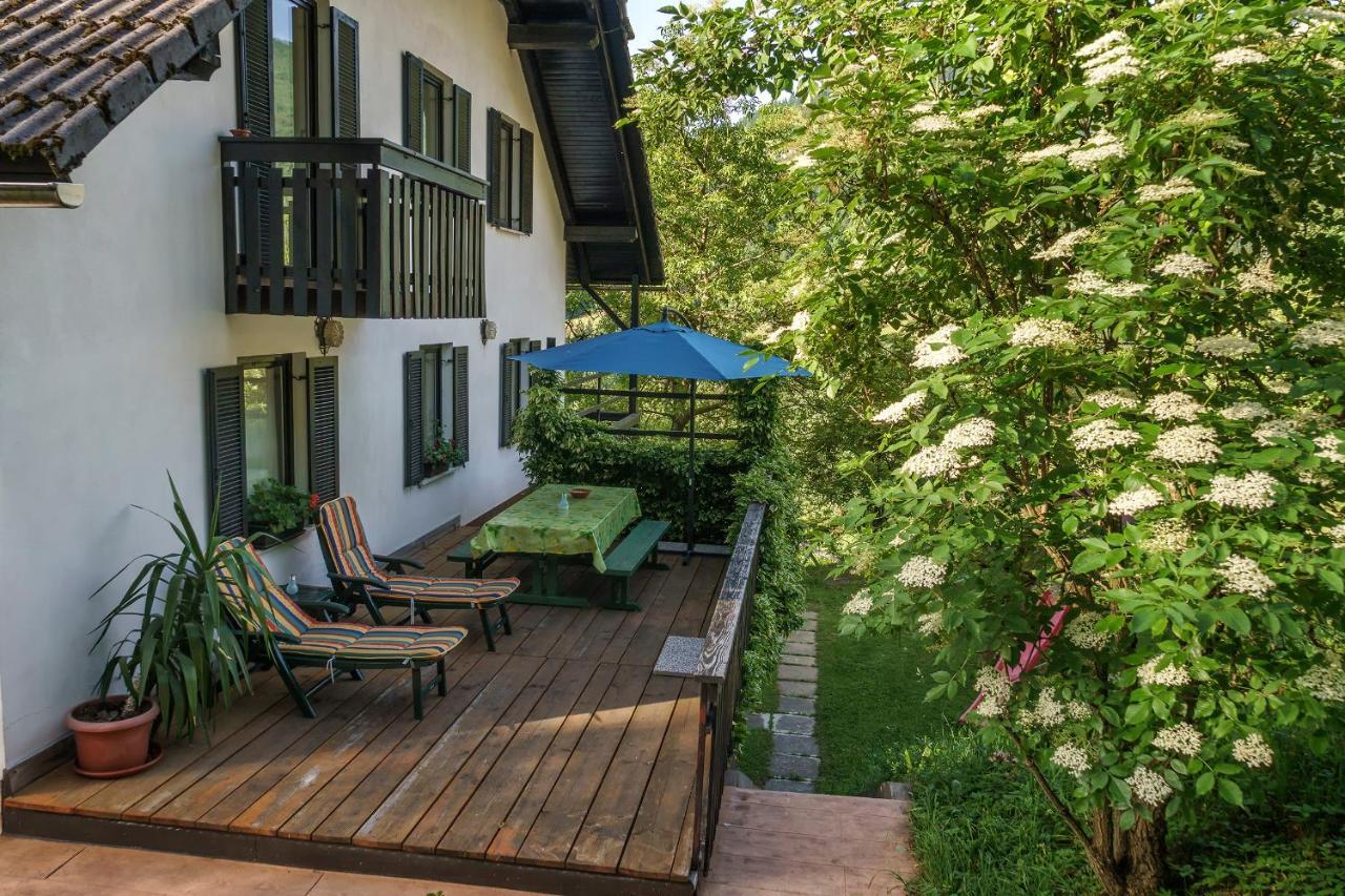 Apartments Zakrasnik Skofja Loka Luaran gambar