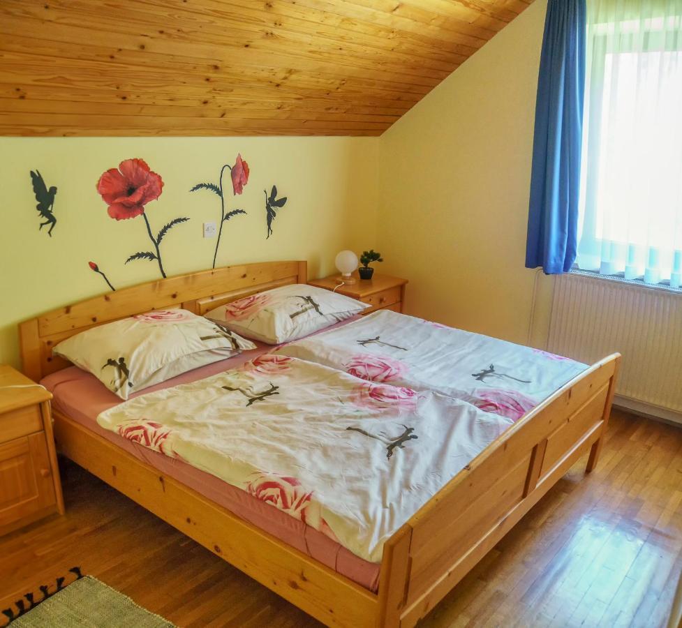 Apartments Zakrasnik Skofja Loka Luaran gambar