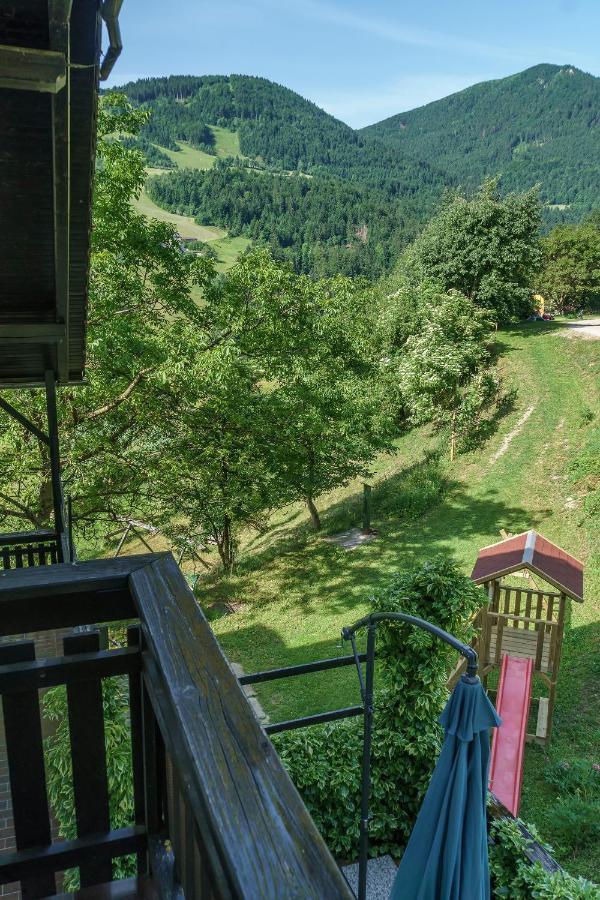 Apartments Zakrasnik Skofja Loka Luaran gambar